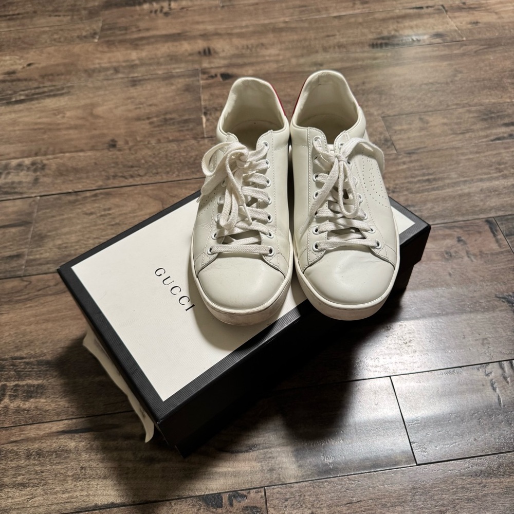 Gucci White Leather Sneakers Minimalist Design